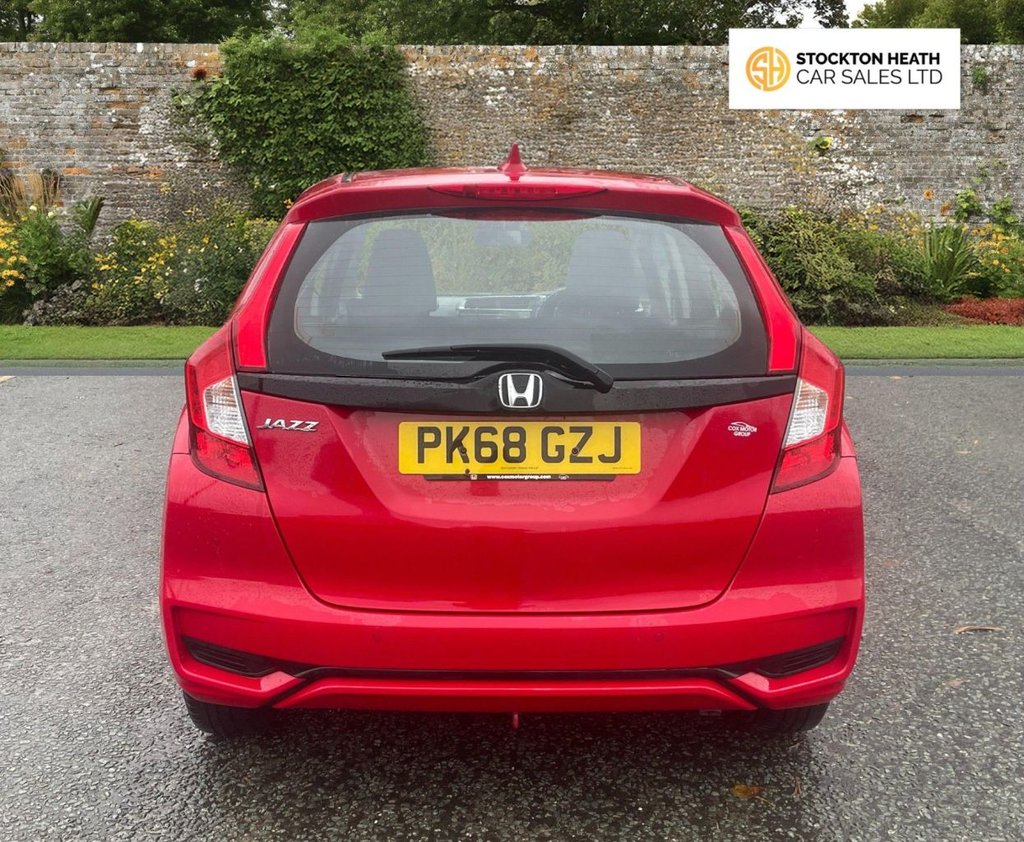 Used Honda Jazz 2018 for sale - 76617979: Photo 7