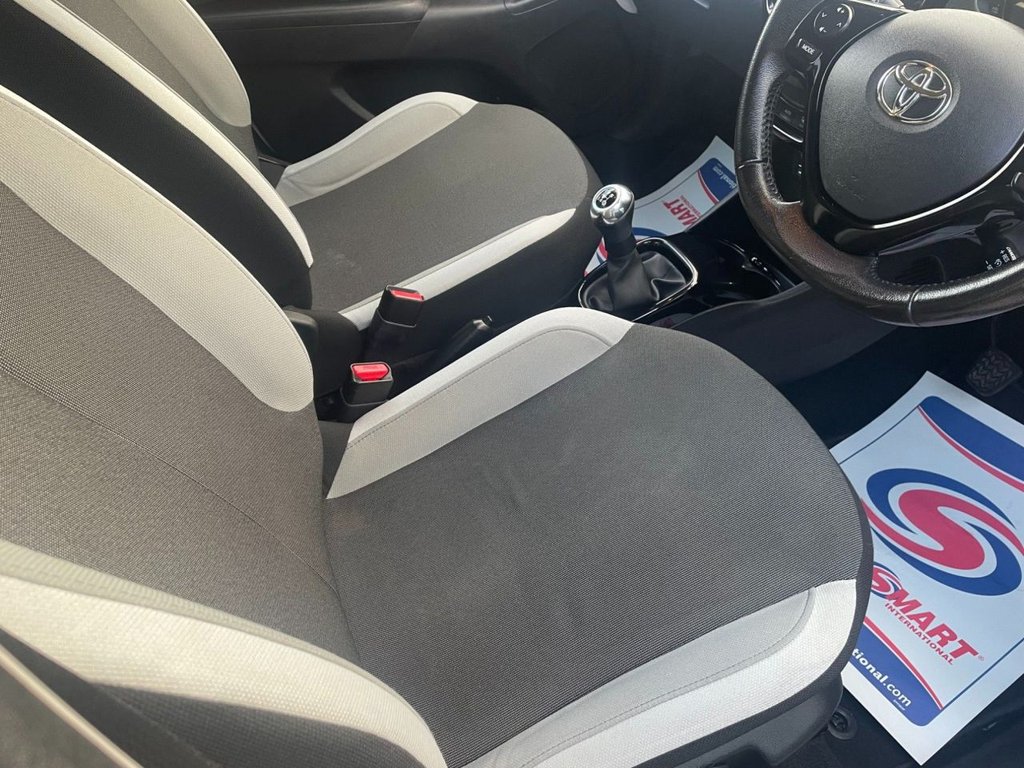 Used Toyota AYGO 2017 for sale - 76617631: Photo 10
