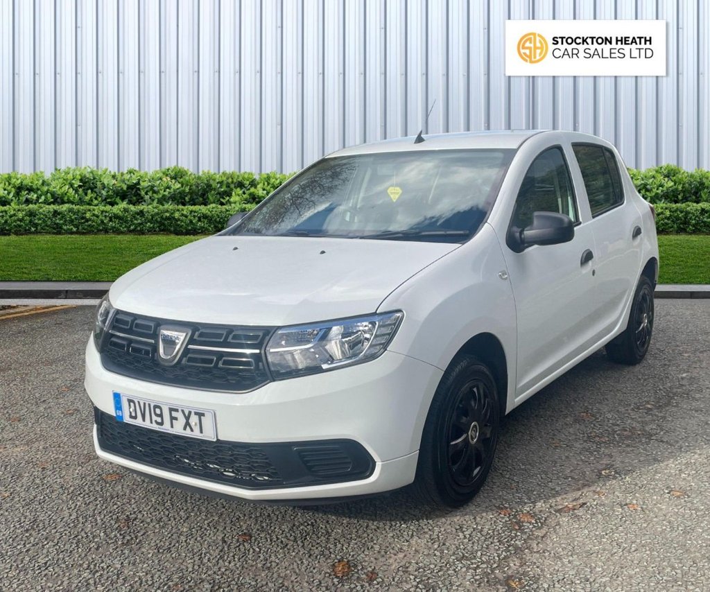 Used Dacia Sandero 2019 for sale - 76617264: Photo 2