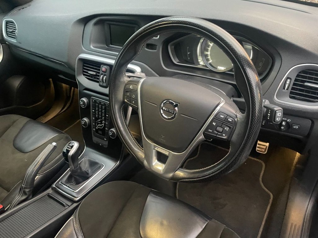 Used Volvo V40 2016 for sale - 76820760: Photo 11