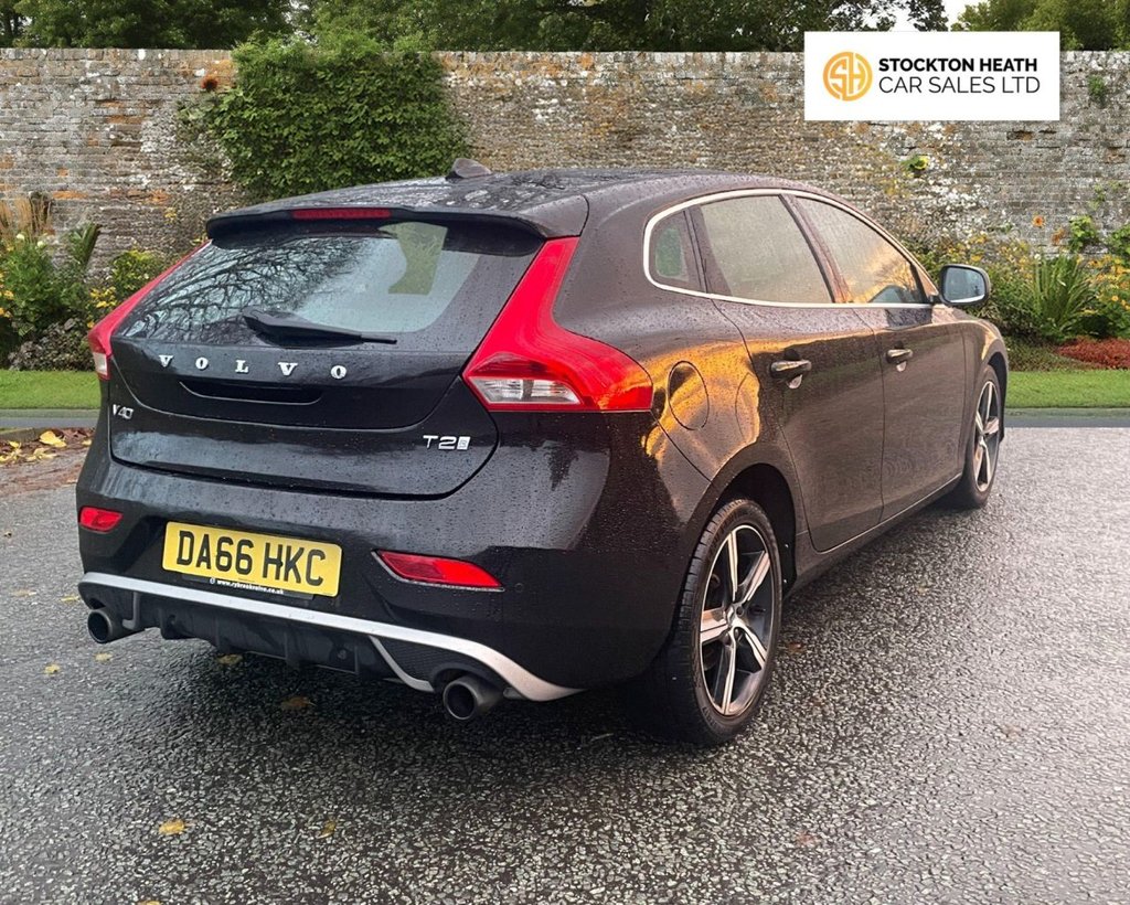 Used Volvo V40 2016 for sale - 76820760: Photo 5