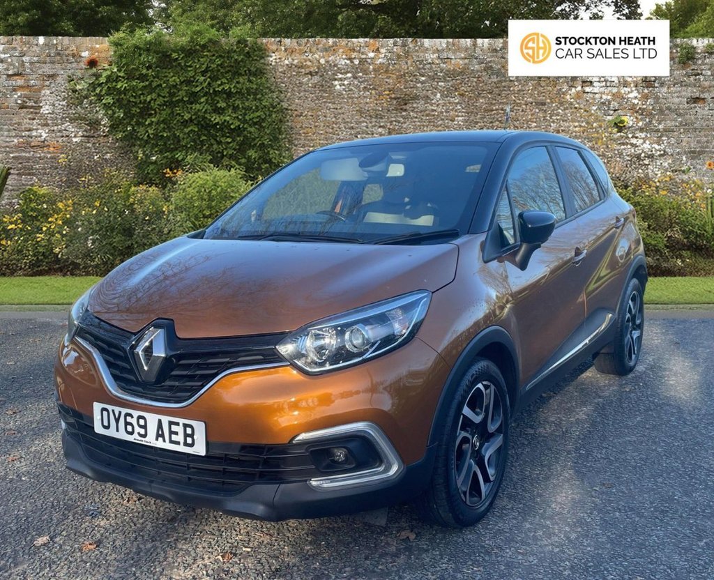 Used Renault Captur 2019 for sale - 76617221: Photo 2