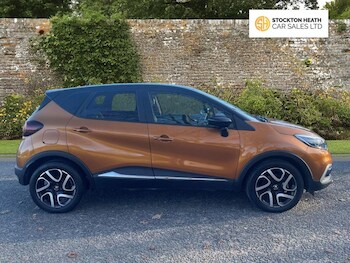 Used Renault Captur 2019 for sale - 76617221: Photo