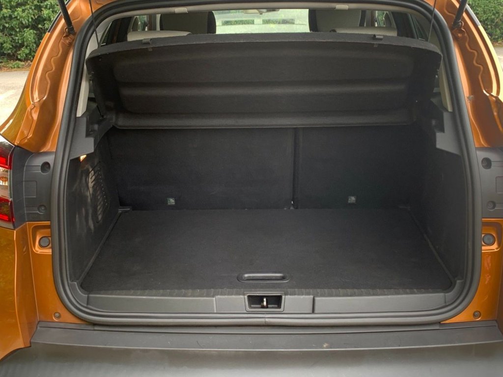 Used Renault Captur 2019 for sale - 76617221: Photo 9