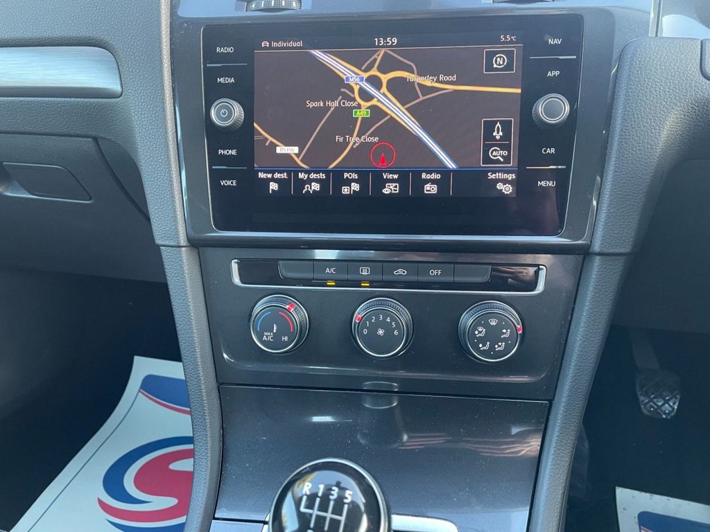 Used Volkswagen Golf 2017 for sale - 77111212: Photo 13