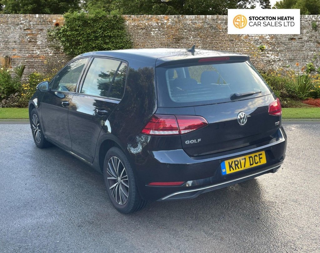 Used Volkswagen Golf 2017 for sale - 77111212: Photo 6