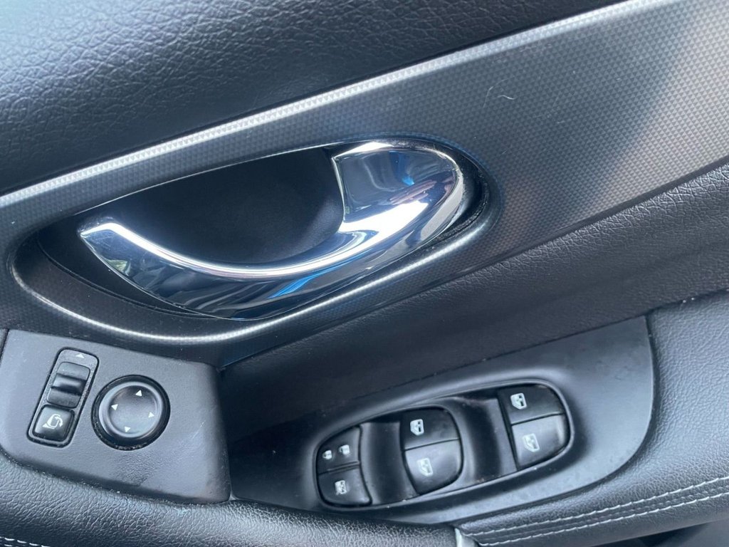 Used Nissan Qashqai 2017 for sale - 76724667: Photo 17