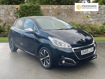 Used Peugeot 208 2019 for sale - 76973563: Photo