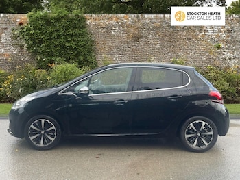 Used Peugeot 208 2019 for sale - 76973563: Photo