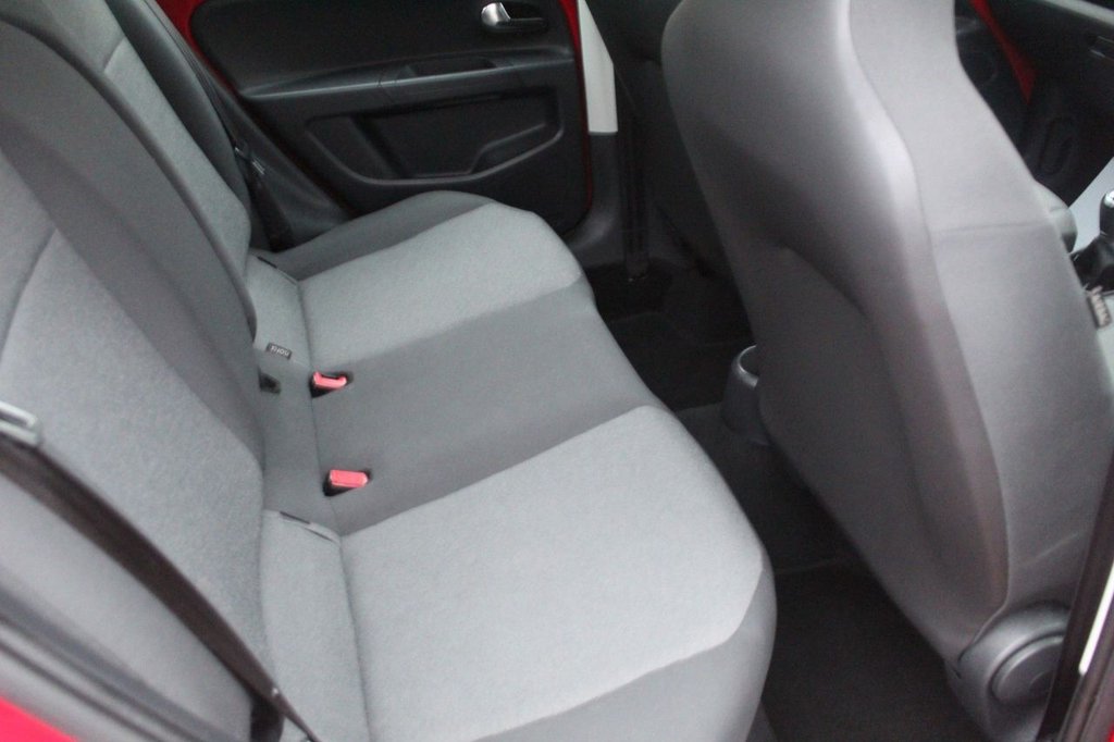 Used Volkswagen up! 2015 for sale - 76883068: Photo 14