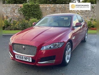 Used Jaguar XF 2018 for sale - 76617286: Photo