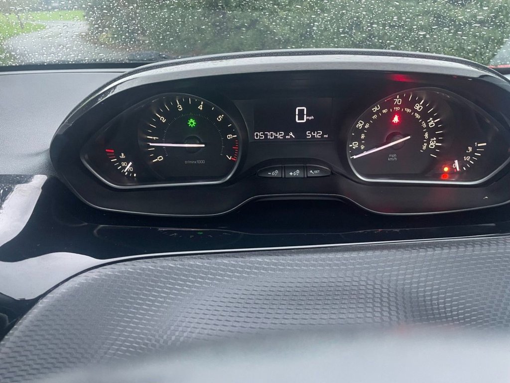 Used Peugeot 208 2015 for sale - 76821151: Photo 13