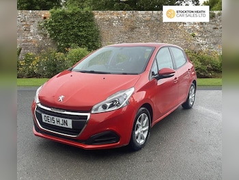 Used Peugeot 208 2015 for sale - 76821151: Photo