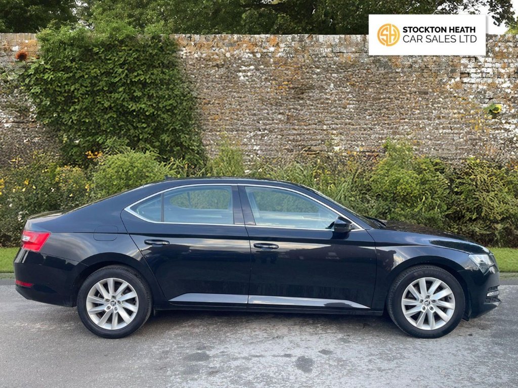 Used Skoda Superb 2021 for sale - 76900983: Photo 3