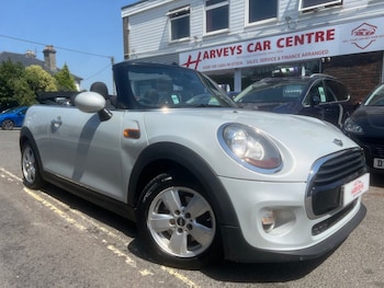 Used MINI Convertible 2016 for sale - 79009474: Photo