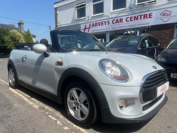 Used MINI Convertible 2016 for sale - 79009474: Photo