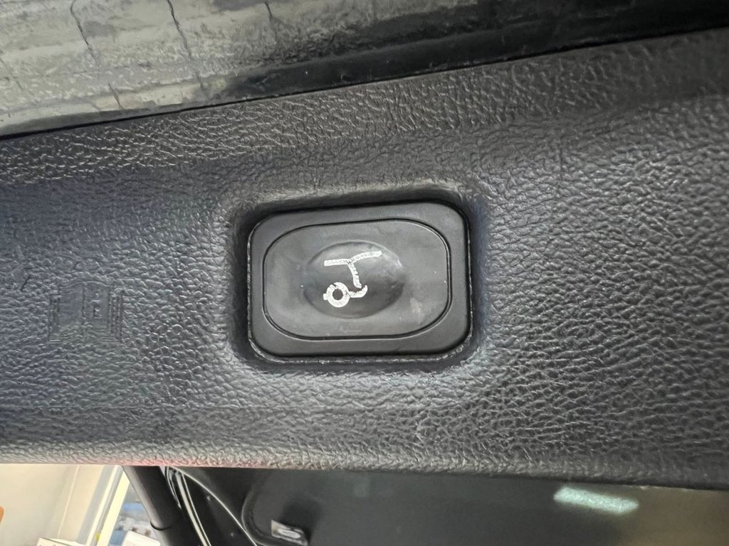 Used Ford S-Max 2016 for sale - 77904993: Photo 36