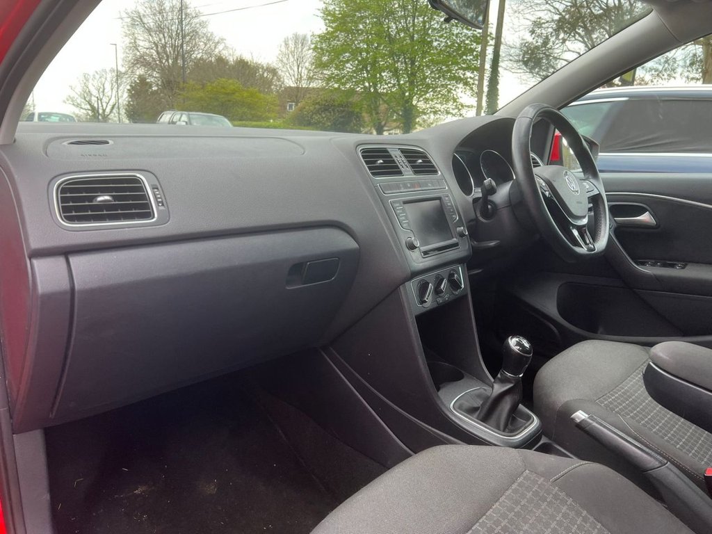Used Volkswagen Polo 2015 for sale - 78082805: Photo 11