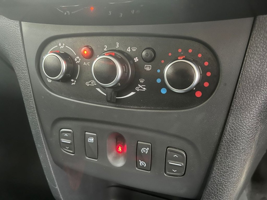 Used Dacia Sandero Stepway 2018 for sale - 77575863: Photo 21