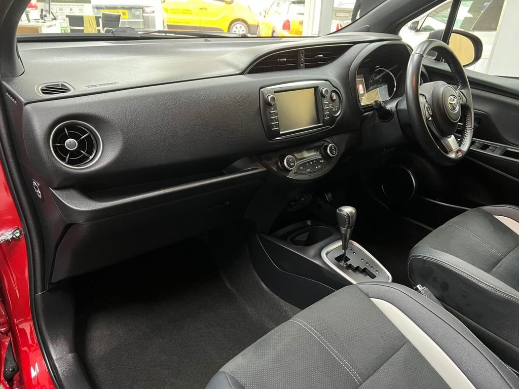 Used Toyota Yaris 2019 for sale - 77575887: Photo 12