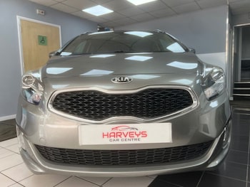 Used Kia Carens 2015 for sale - 78964202: Photo