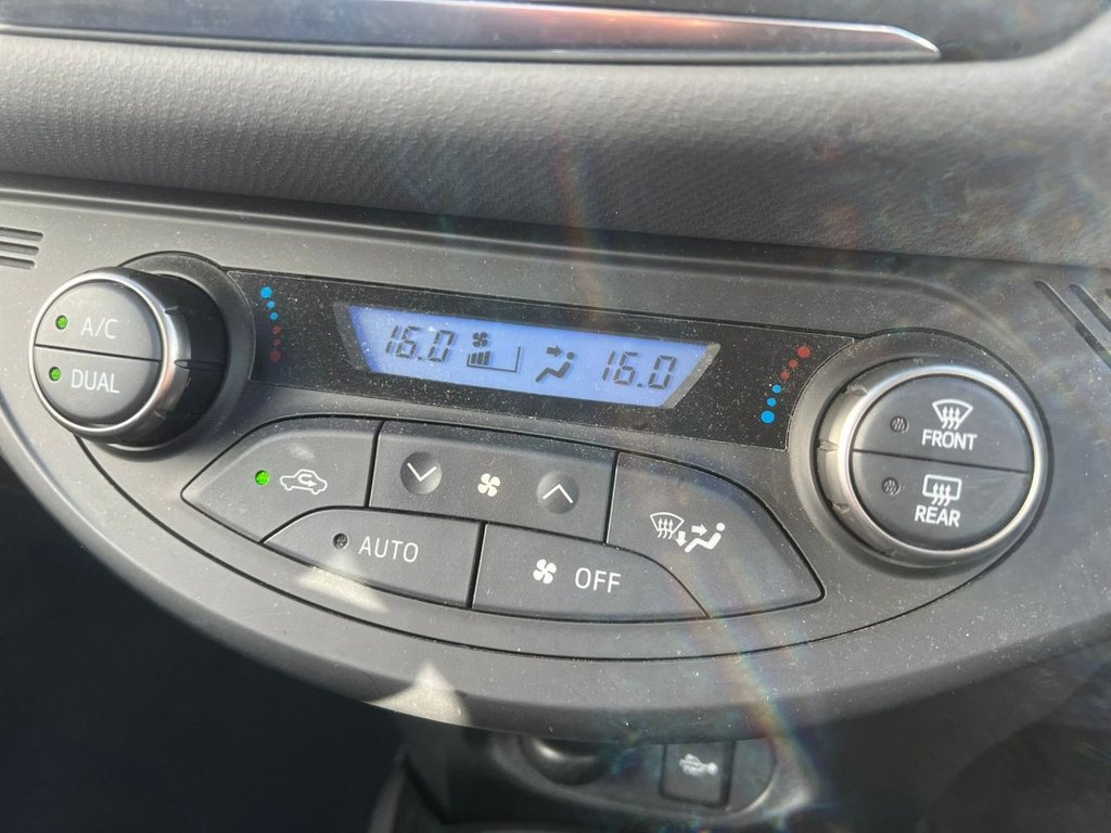 Used Toyota Yaris 2015 for sale - 78110239: Photo 12