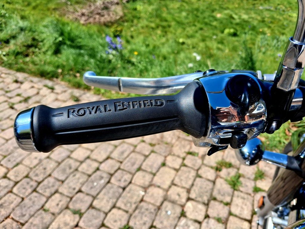 Used Royal Enfield CLASSIC 2025 for sale - 78363680: Photo 24