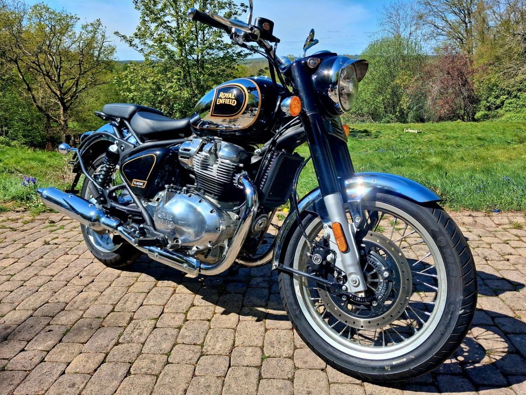 Used Royal Enfield CLASSIC 2025 for sale - 78363680: Photo 9