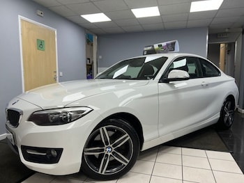 Used BMW 2 Series 2014 for sale - 77575890: Photo
