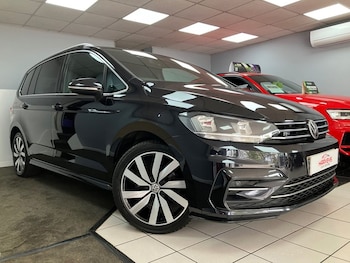 Used Volkswagen Touran 2018 for sale - 78363665: Photo
