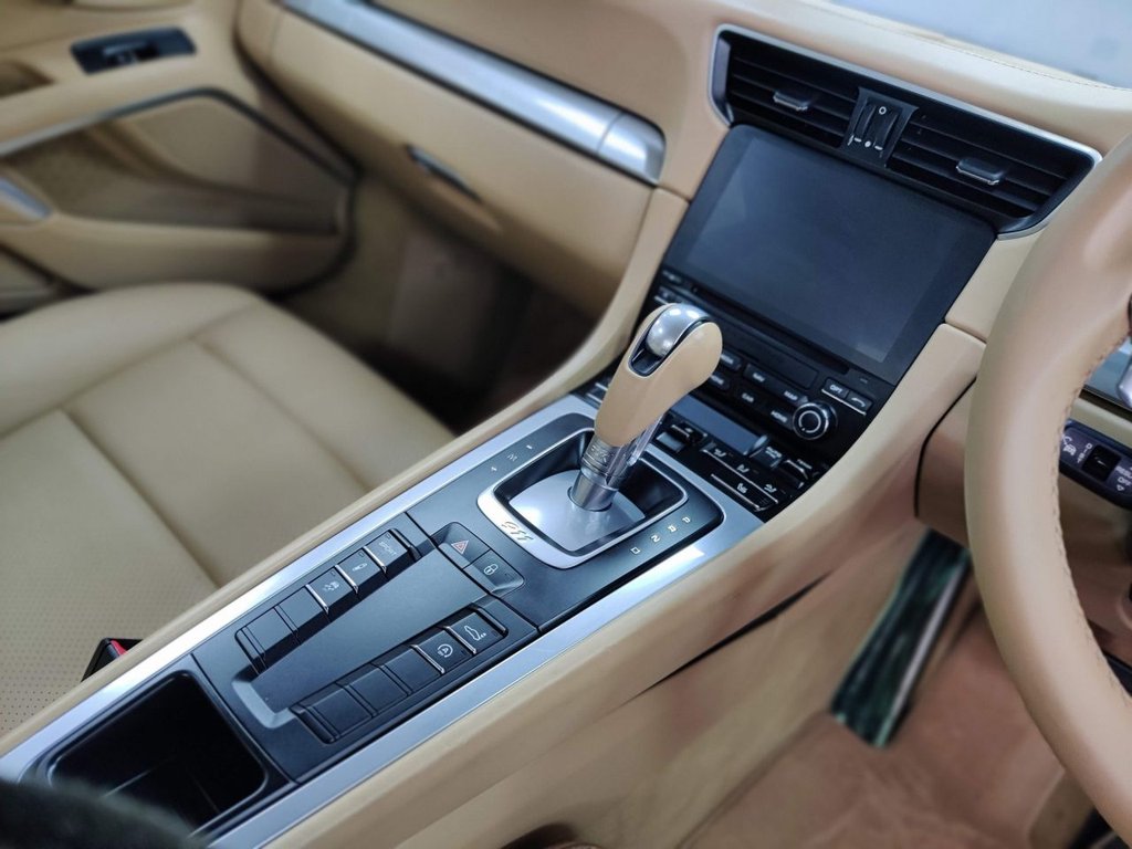 Used Porsche 911 2016 for sale - 77575870: Photo 37