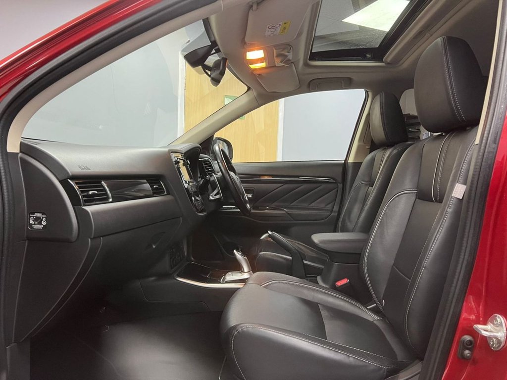 Used Mitsubishi Outlander 2015 for sale - 77600209: Photo 13