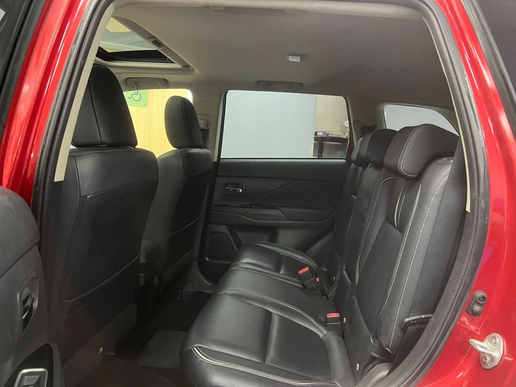 Used Mitsubishi Outlander 2015 for sale - 77600209: Photo 15
