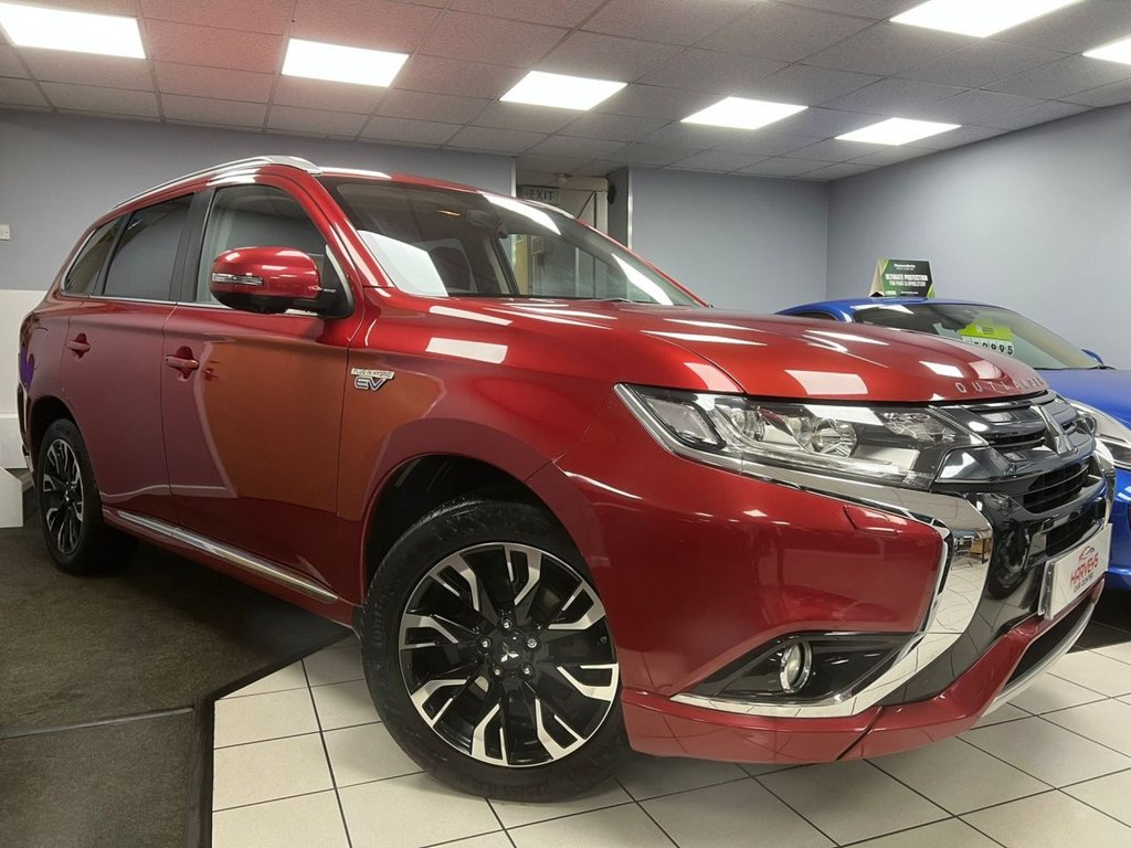 Used Mitsubishi Outlander 2015 for sale - 77600209: Photo 2
