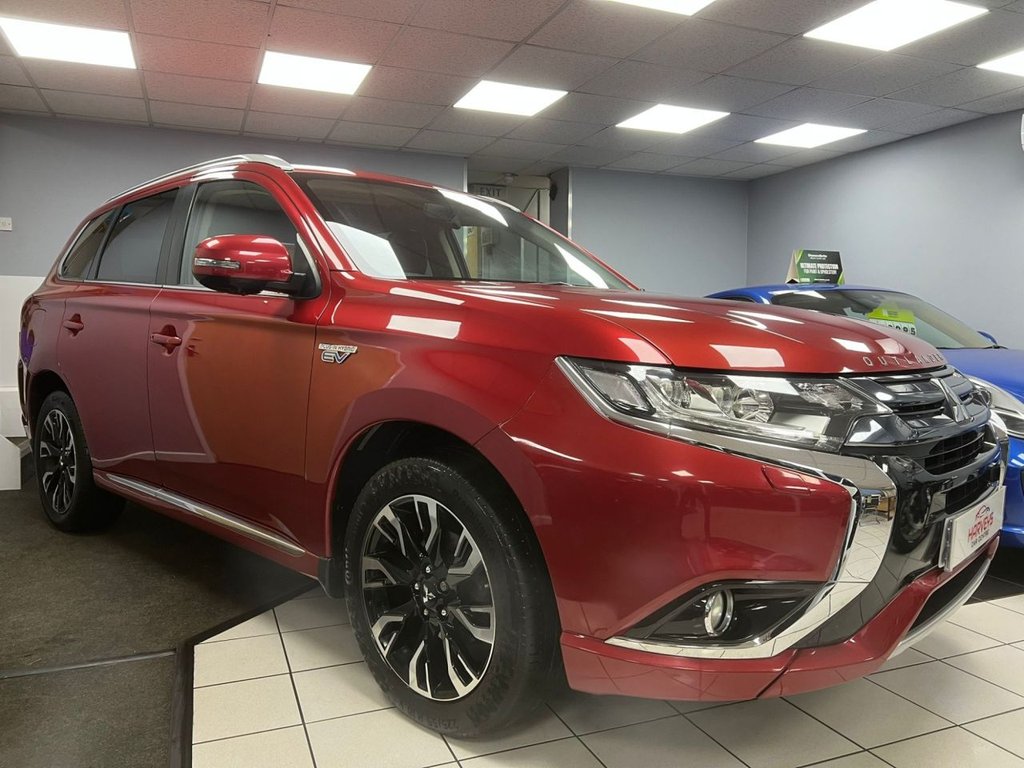 Used Mitsubishi Outlander 2015 for sale - 77600209: Photo 3