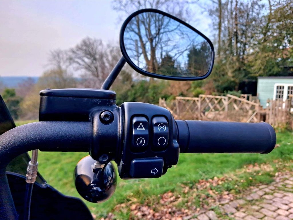 Harley-Davidson SOFTAIL STREET BOB