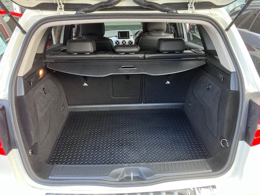 Used Mercedes-Benz B Class 2013 for sale - 77575876: Photo 17