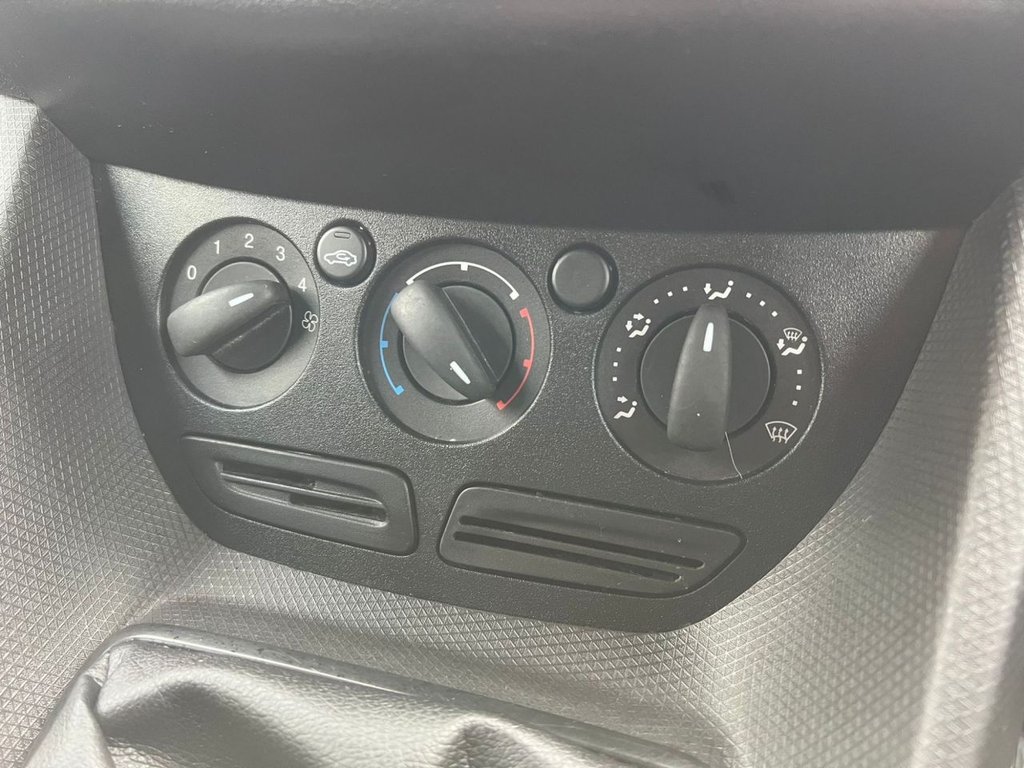 Used Ford Transit Connect 2017 for sale - 77642291: Photo 19