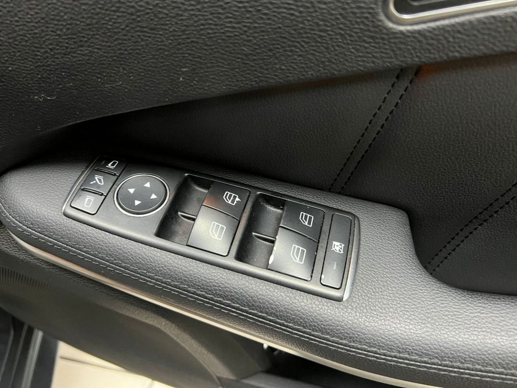 Used Mercedes-Benz E Class 2013 for sale - 77692634: Photo 31