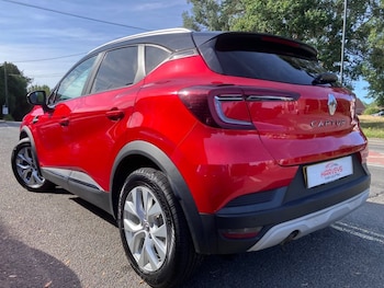 Used Renault Captur 2021 for sale - 79141722: Photo