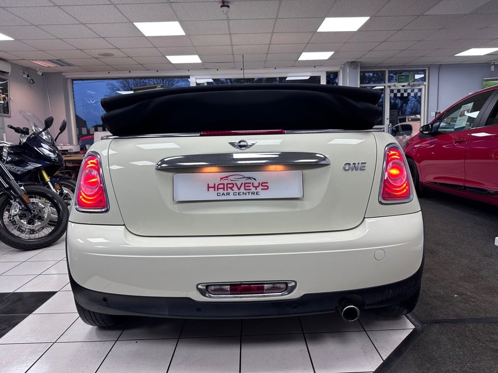 Used MINI Convertible 2013 for sale - 77588382: Photo 13