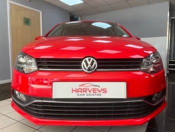 Used Volkswagen Polo 2015 for sale - 78372038: Photo