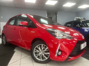 Used Toyota Yaris 2019 for sale - 79442732: Photo