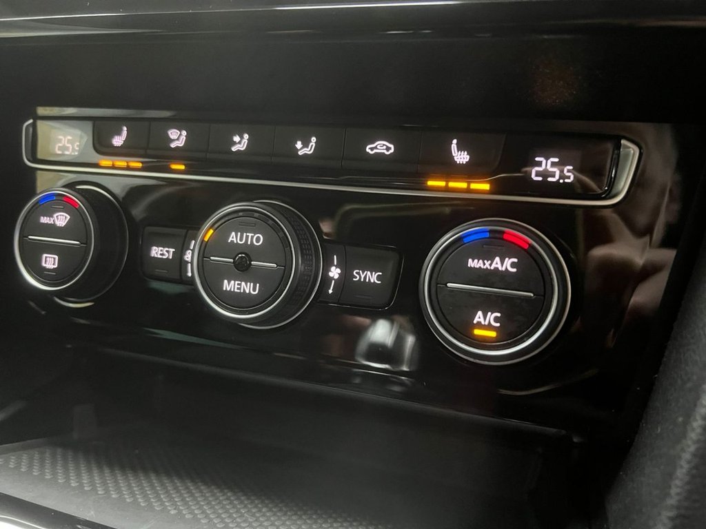 Used Volkswagen Passat 2020 for sale - 77575862: Photo 18