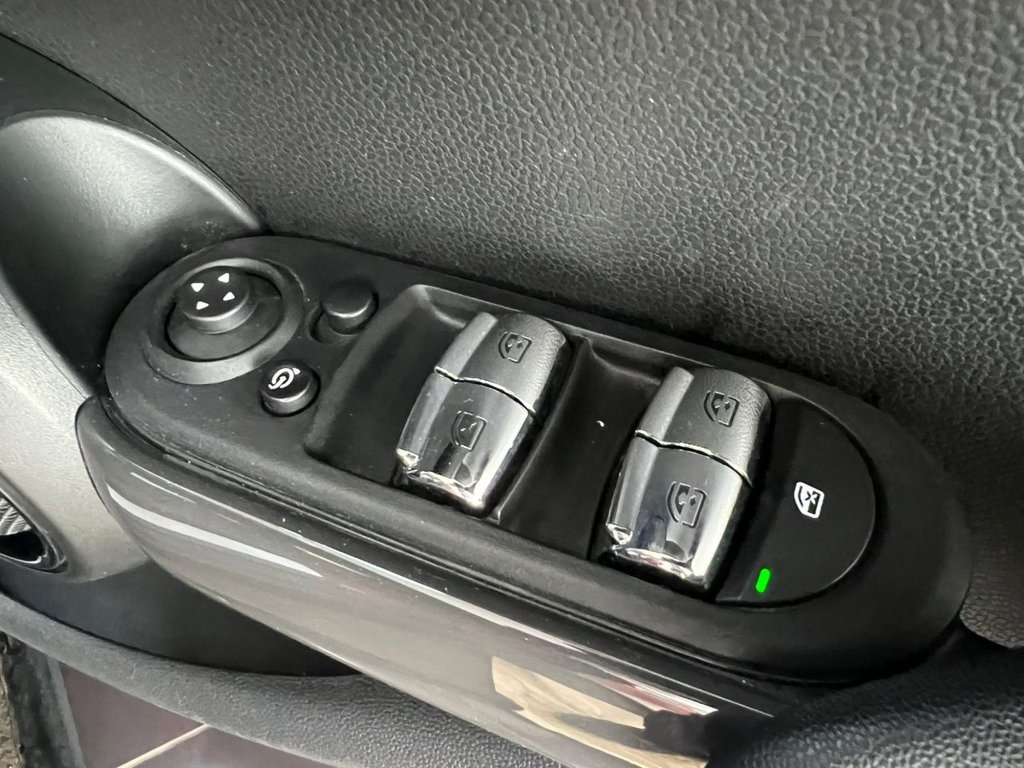 Used MINI Hatch 2019 for sale - 77575895: Photo 30