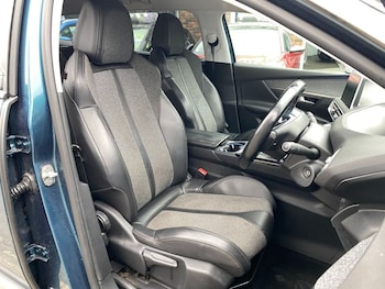 Used Peugeot 5008 2018 for sale - 77680262: Photo