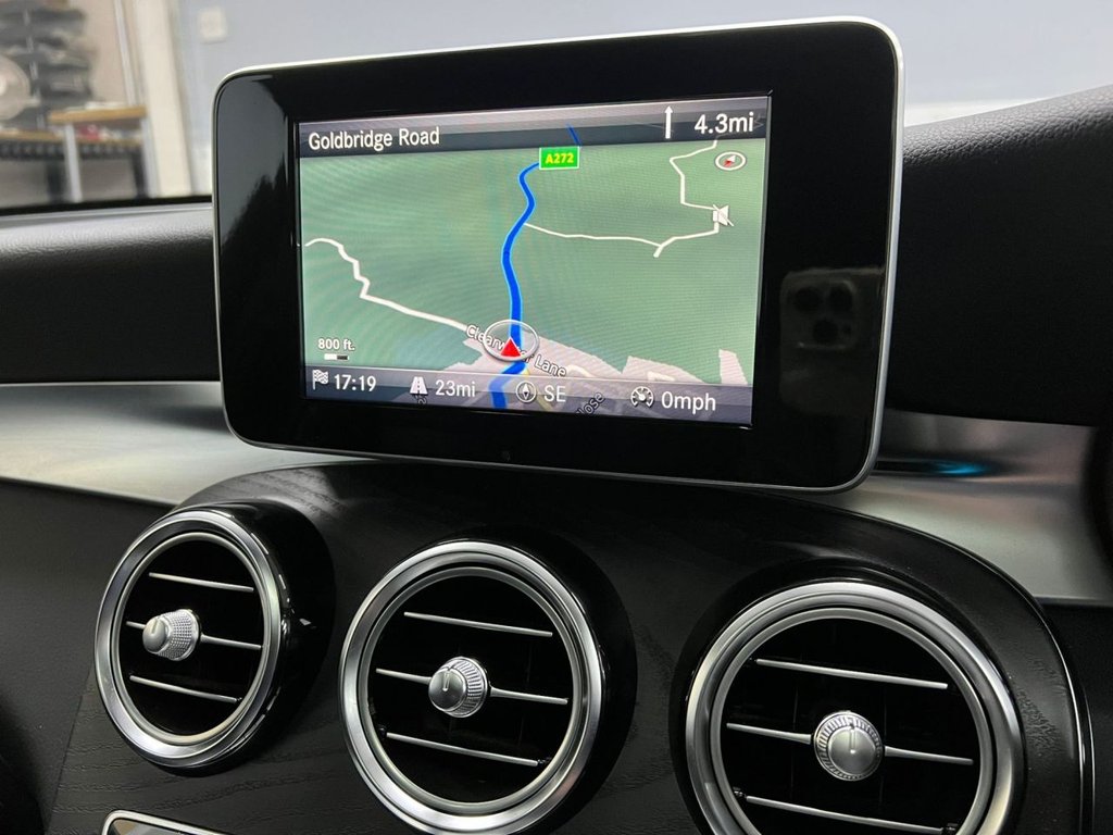 Used Mercedes-Benz GLC 2018 for sale - 77575873: Photo 25