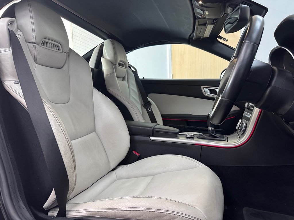 Used Mercedes-Benz SLK 2012 for sale - 77575894: Photo 20