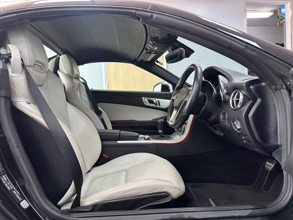 Used Mercedes-Benz SLK 2012 for sale - 77575894: Photo 21