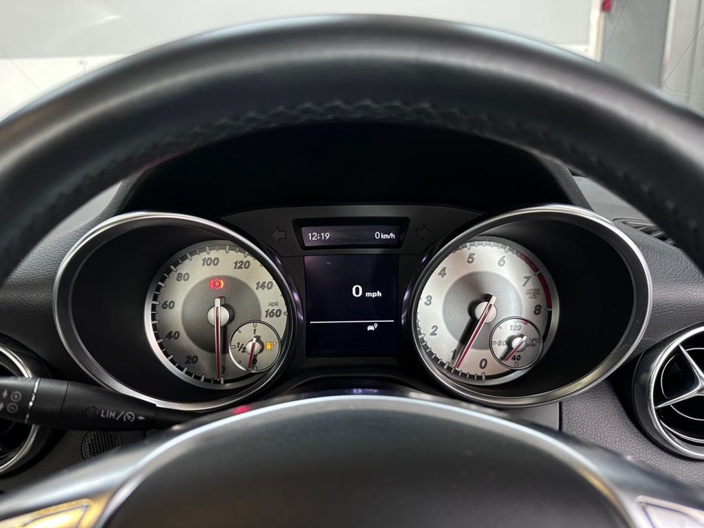 Used Mercedes-Benz SLK 2012 for sale - 77575894: Photo 25